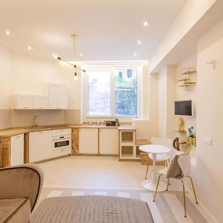 Apartamento 5Fo6 Navigli - Duomo - Boho - Minimal Milán Exterior foto