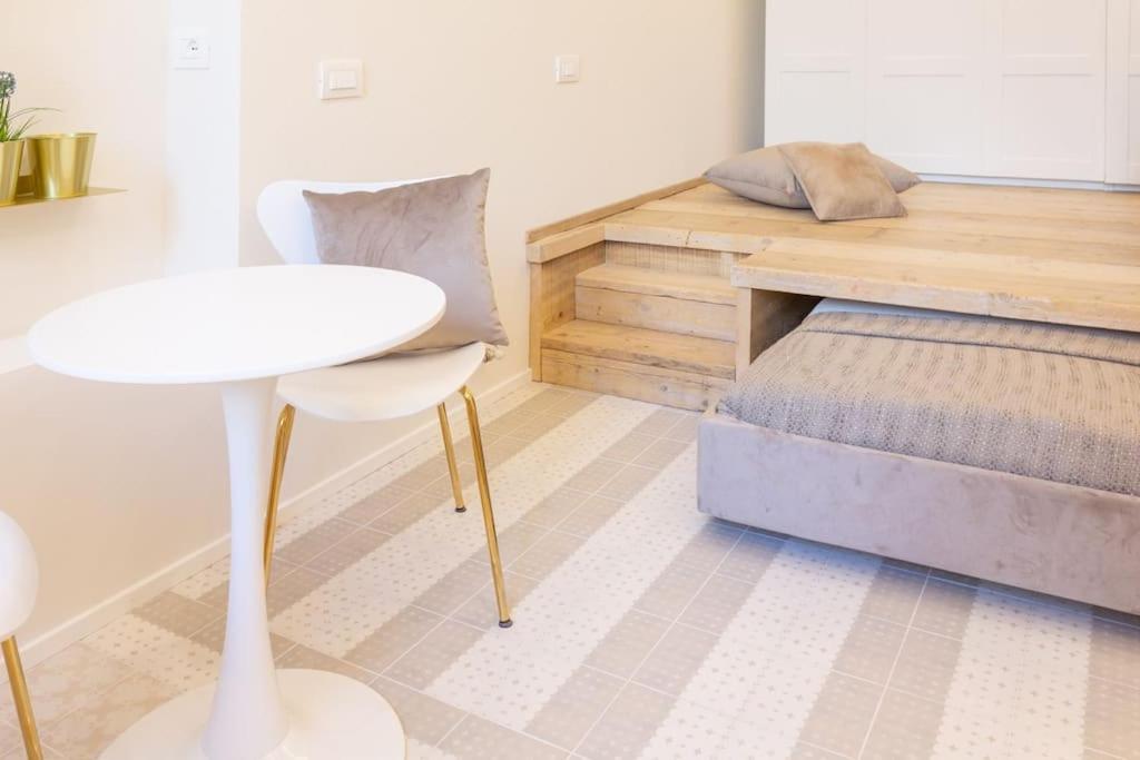 Apartamento 5Fo6 Navigli - Duomo - Boho - Minimal Milán Exterior foto
